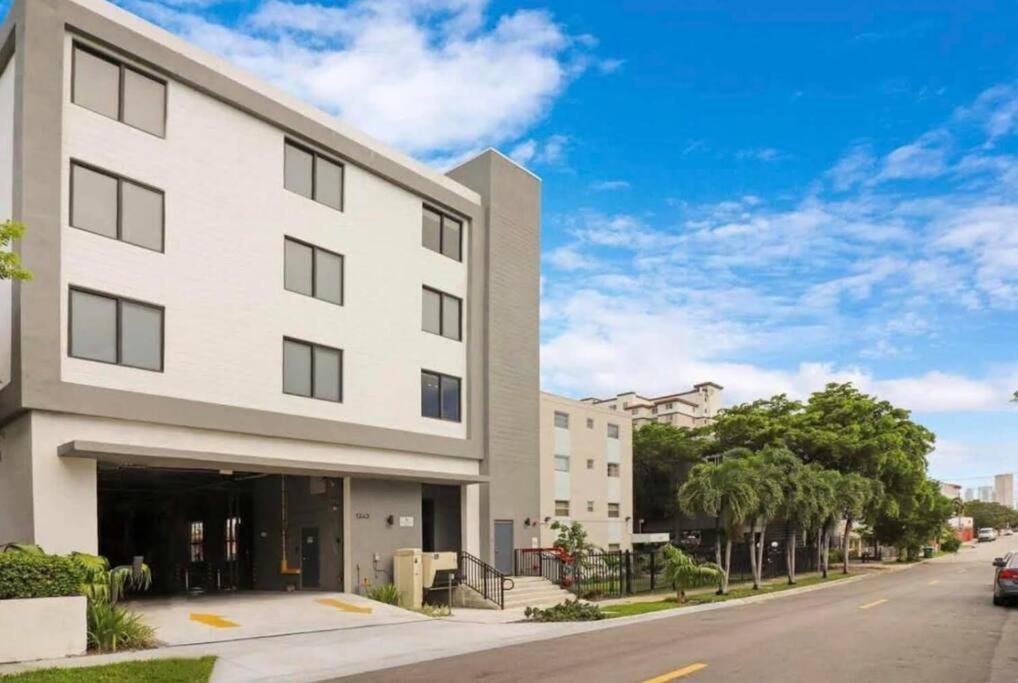 Apartamento King Bed Brand New Oasis Minutes To Brickell *